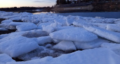 В Иркутской области специалисты оценили прочность ледового покрытия на реках и озёрах