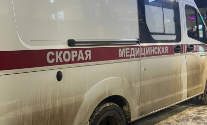 В Усольском районе женщина насмерть замерзла на лестничной клетке